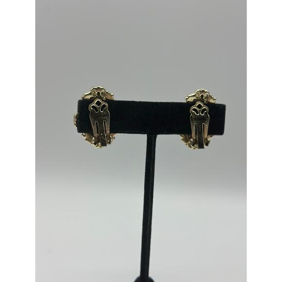 Vintage Gold Tone Clip On Earrings Peach Givré Glass Rhinestone Pink AB - Picture 5 of 5